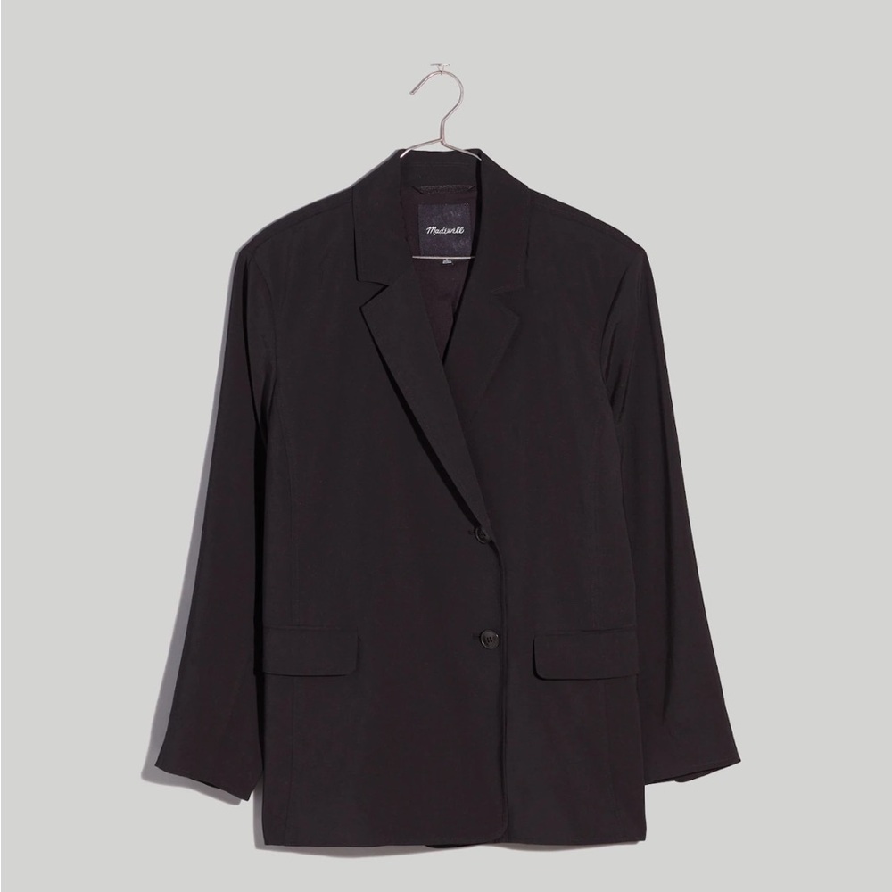 Made well the relaxed blazer in soft drape. NWT SIZE xs